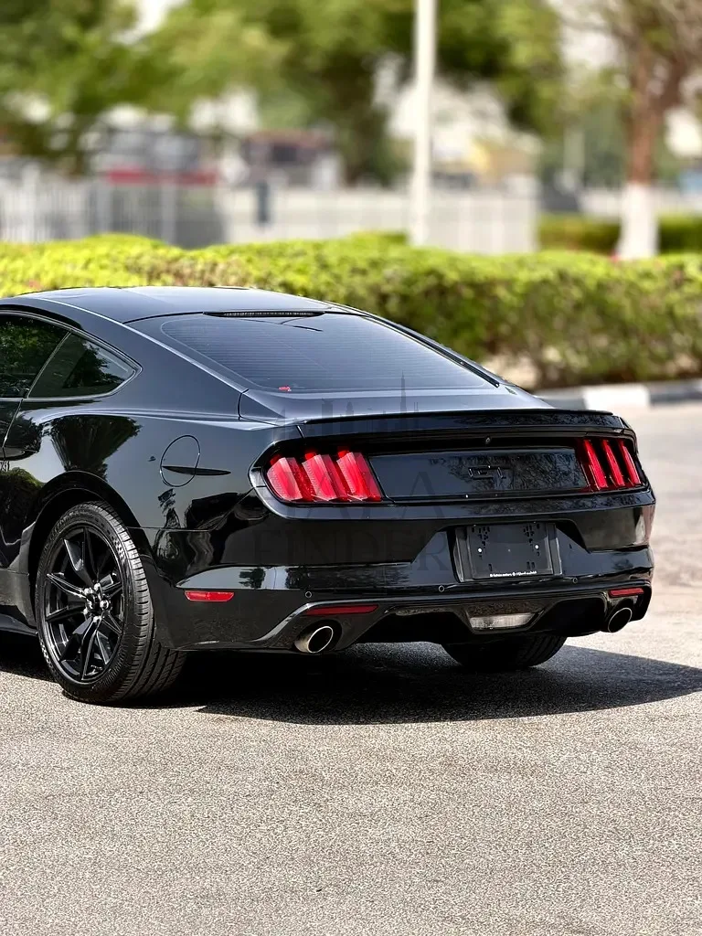 2017 Ford Mustang GT 5.0L V8 GCC Specs
